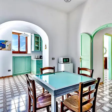 Heart - Sea View - Near Shops And Restaurants *